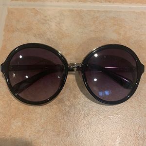 Kate Spade Sunglasses 🕶